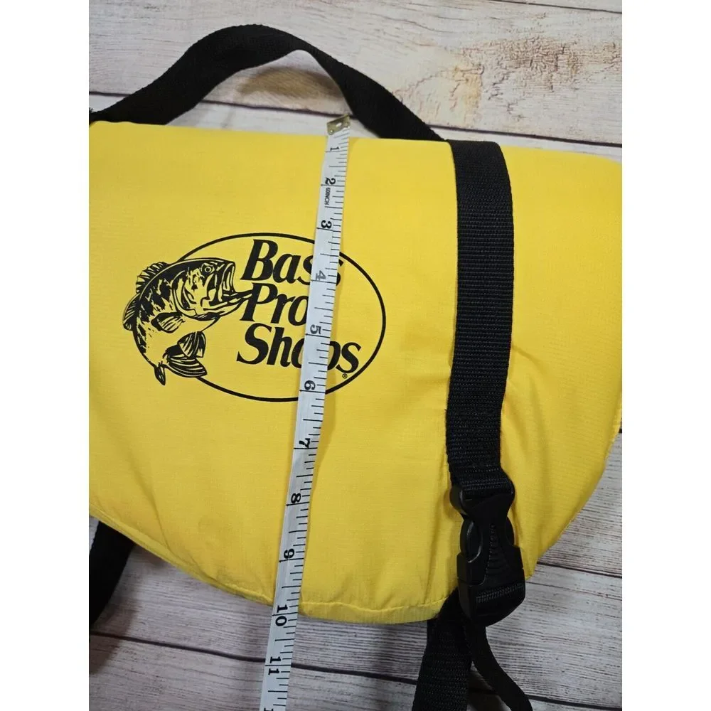 Bass Pro Shops Large Pet Swim Paddle Aid Vest Yellow 60-80 Lbs D Clip Adj Straps
